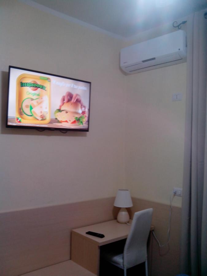 Guest House Hola Roma المظهر الخارجي الصورة