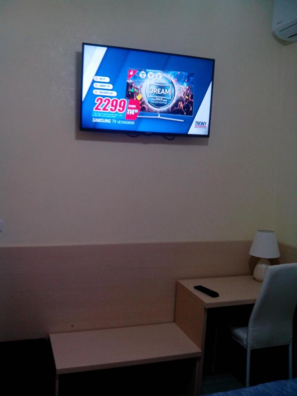 Guest House Hola Roma المظهر الخارجي الصورة