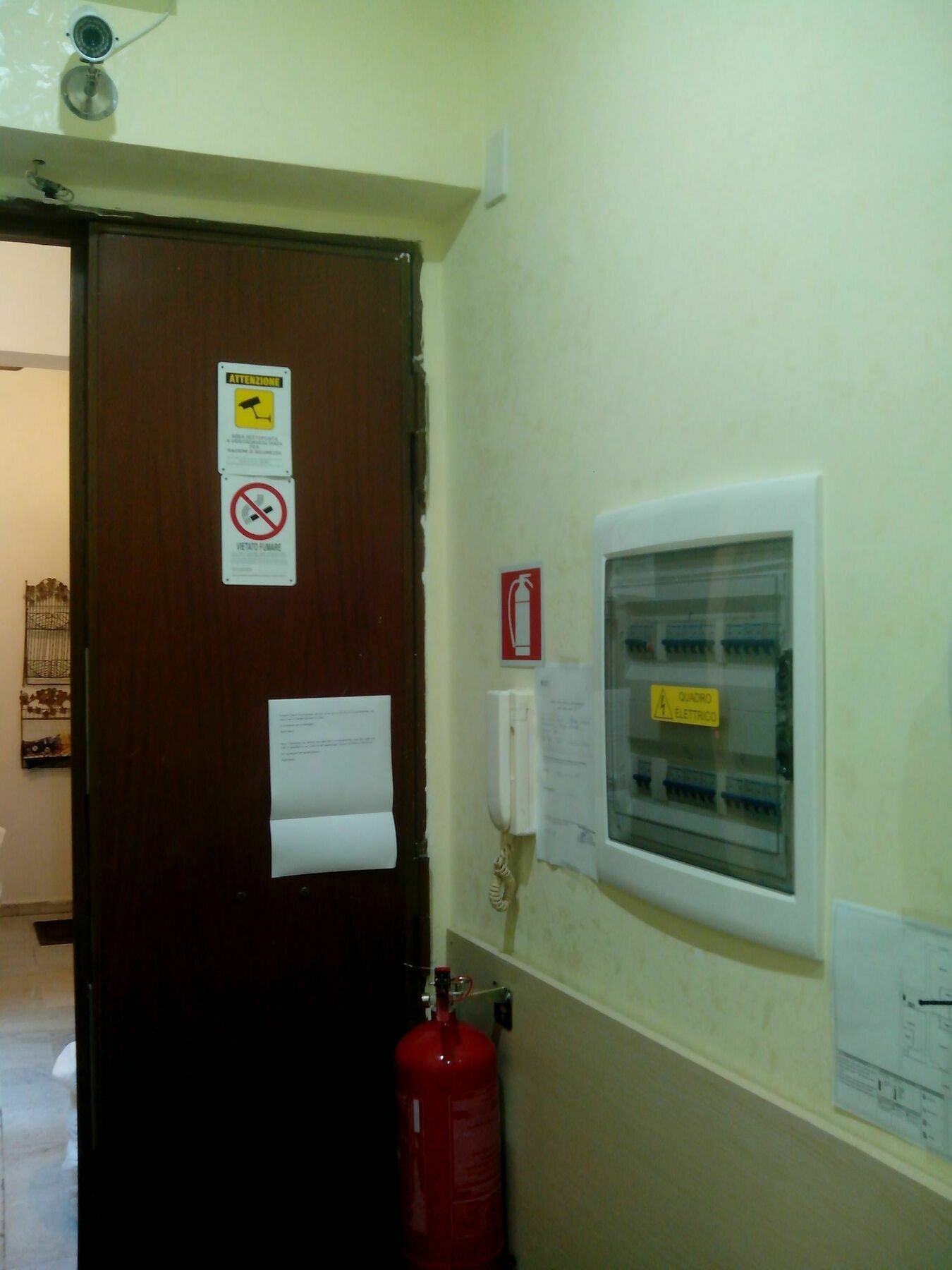 Guest House Hola Roma المظهر الخارجي الصورة